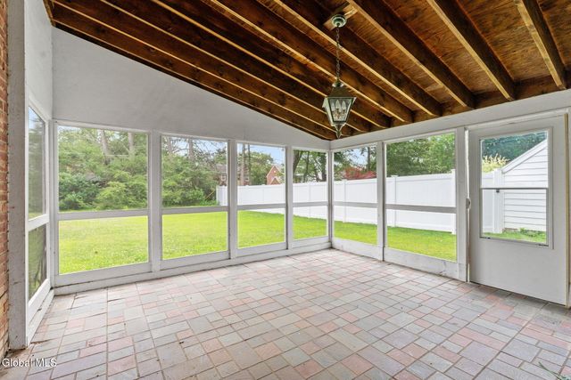 175 Colonial Avenue, Albany, NY 12208