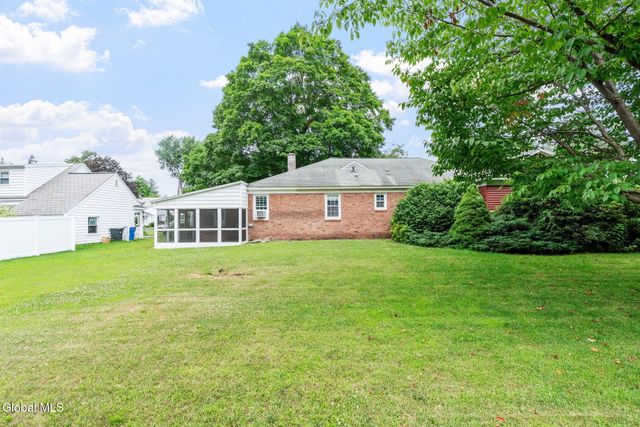 175 Colonial Avenue, Albany, NY 12208