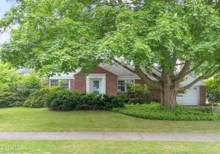 175 Colonial Avenue, Albany, NY 12208