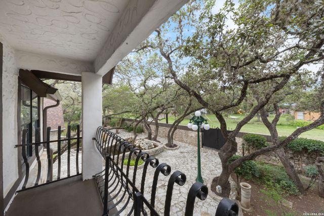 232 MEADOWBROOK DR, San Antonio, TX 78232