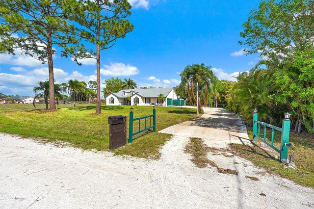 13721 86th Road N, West Palm Beach, FL 33412