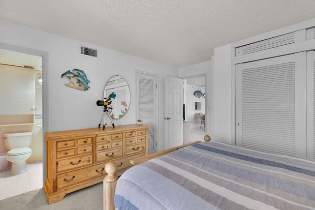 2000 Coco Plum Dr Apt 1102, Marathon, FL 33050