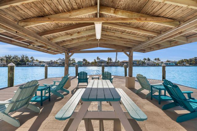 2000 Coco Plum Dr Apt 1102, Marathon, FL 33050