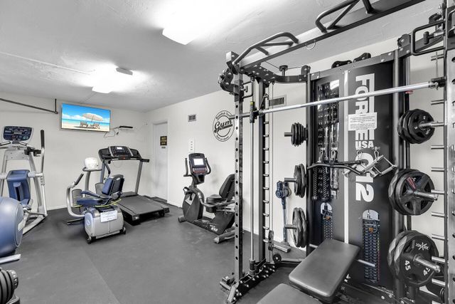 2000 Coco Plum Dr Apt 1102, Marathon, FL 33050