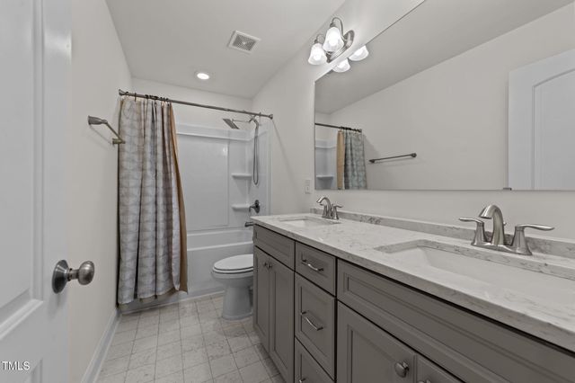 1039 Brockton Drive, Mebane, NC 27302