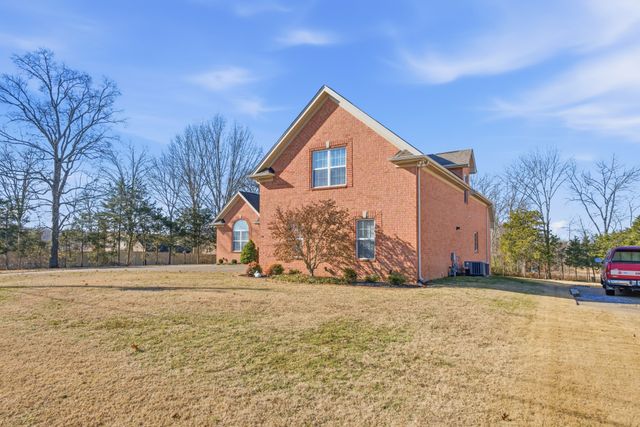 312 Jewel Pl, Mount Juliet, TN 37122