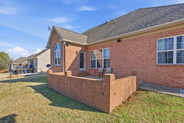 312 Jewel Pl, Mount Juliet, TN 37122