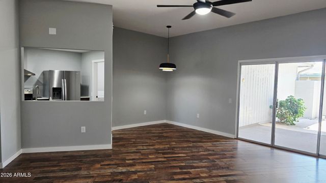 10546 W PALMERAS Drive, Sun City, AZ 85373