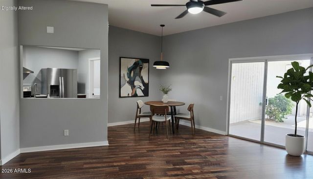 10546 W PALMERAS Drive, Sun City, AZ 85373