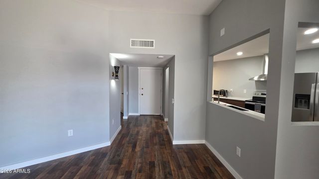 10546 W PALMERAS Drive, Sun City, AZ 85373