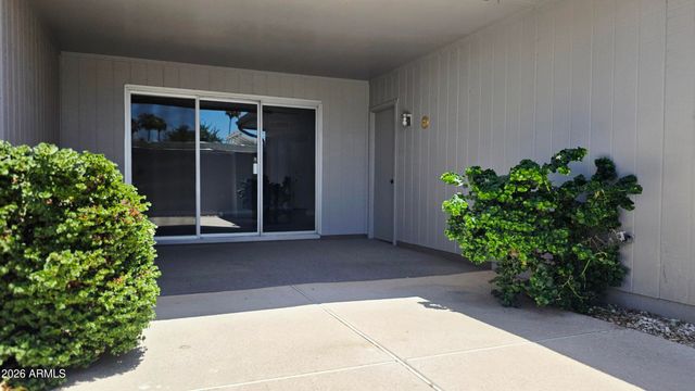 10546 W PALMERAS Drive, Sun City, AZ 85373