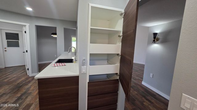 10546 W PALMERAS Drive, Sun City, AZ 85373