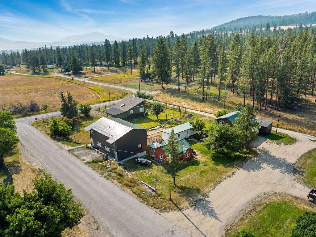 404 S Arlee Street, Hot Springs, MT 59845 photo 1