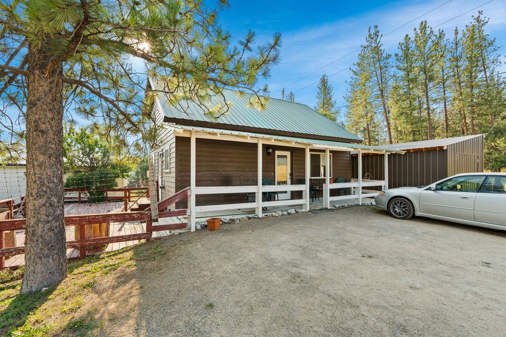 404 S Arlee Street, Hot Springs, MT 59845 photo 3