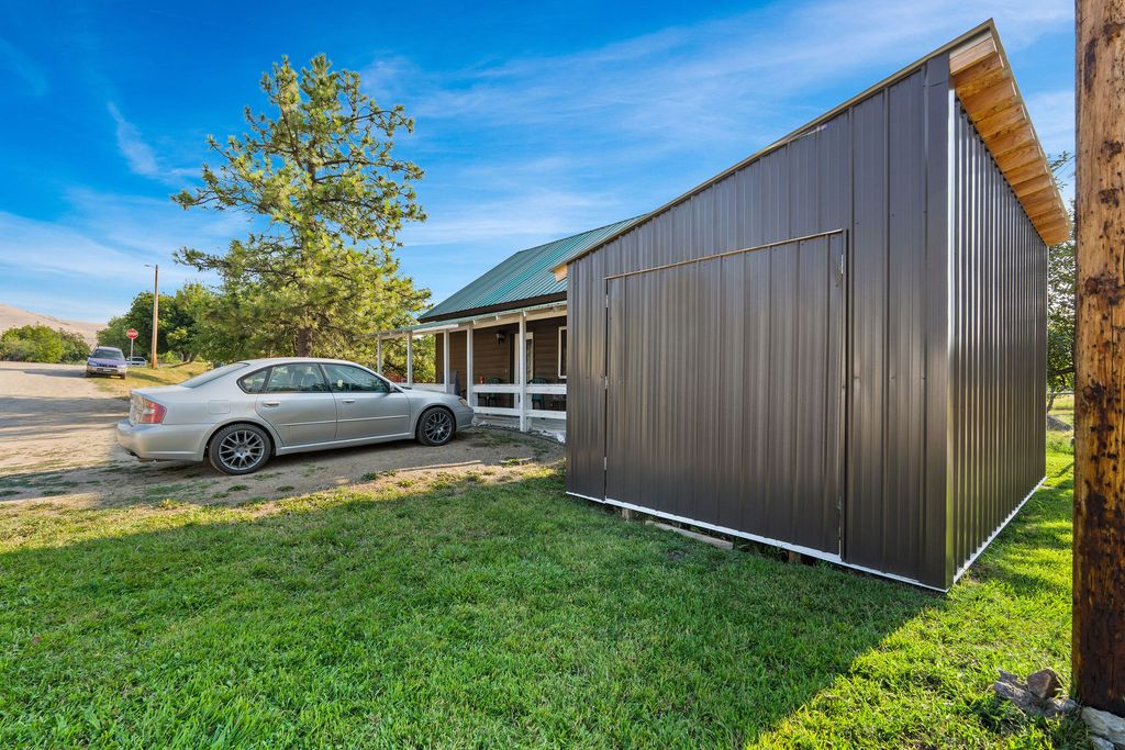 404 S Arlee Street, Hot Springs, MT 59845 photo 5