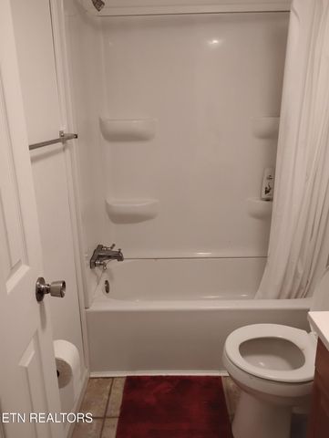 1009 Lin Creek Drive, Sevierville, TN 37876