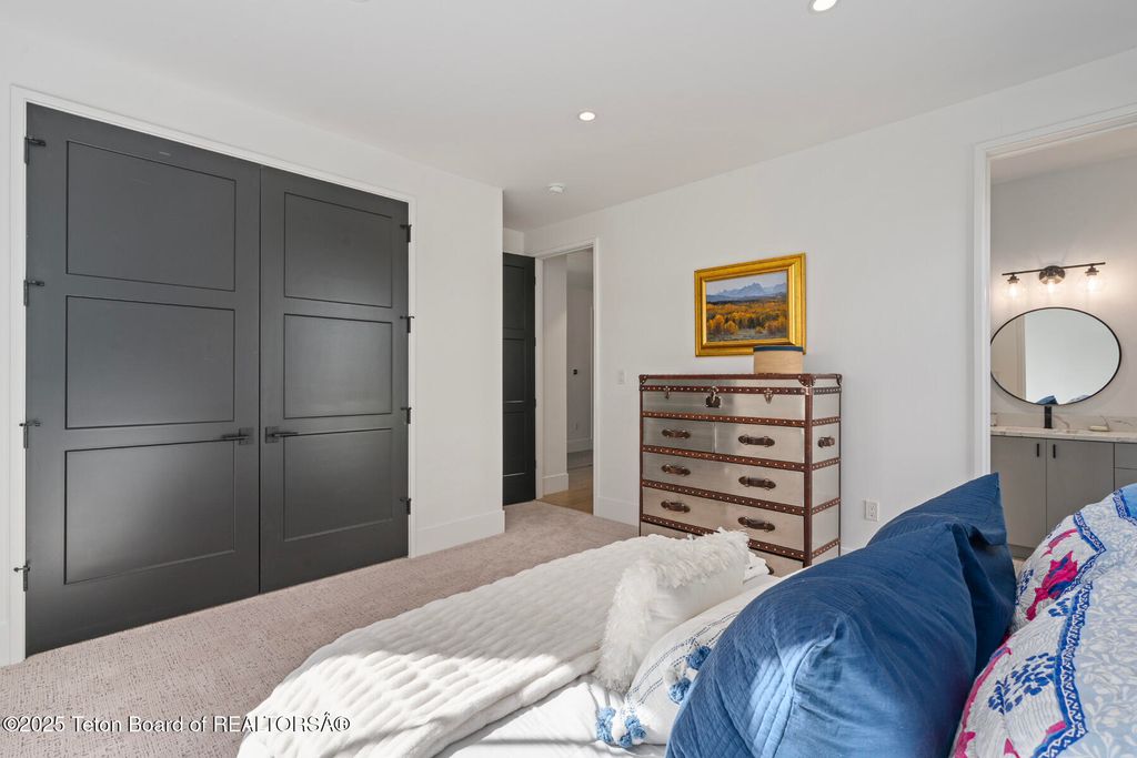 880 SHARP TAIL Court, Driggs, ID 83422 photo 15