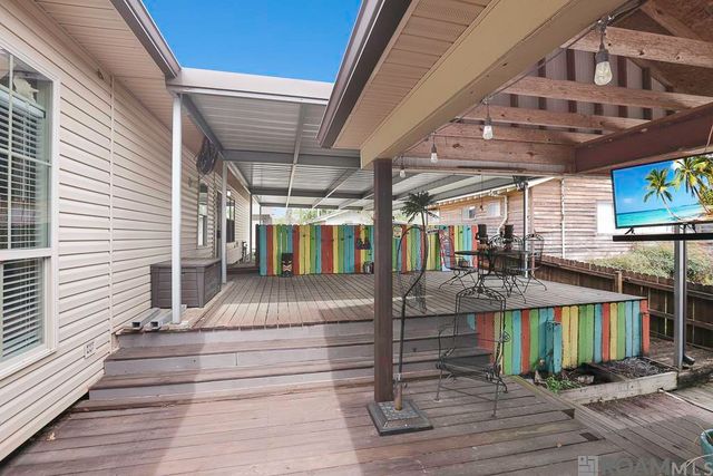 22460 Chinquapin Ave, Maurepas, LA 70449