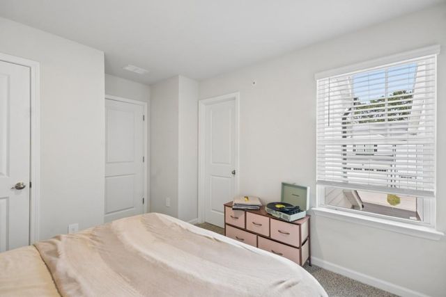 6386 Apalachee Way SE, Smyrna, GA 30126