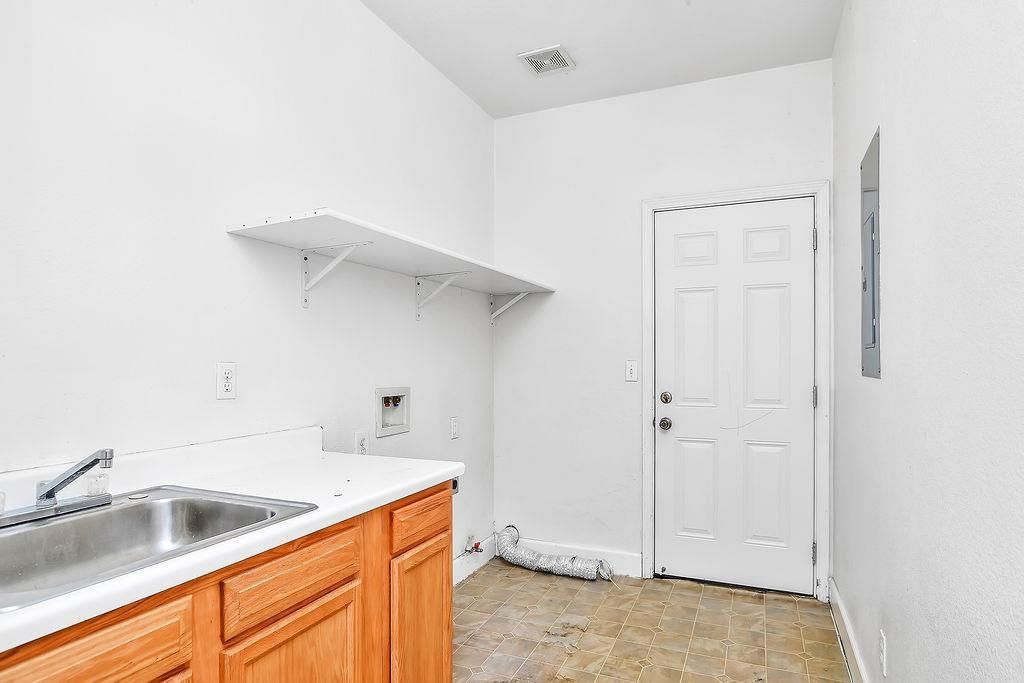 Image 30 of property listing at 2487 Stanford Way, Antioch, CA 94531