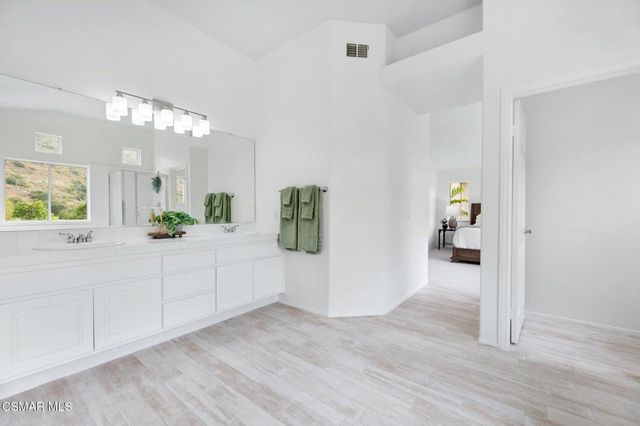 3098 Espana Lane, Thousand Oaks, CA 91362