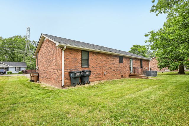 1317 Love Joy Ct, Nashville, TN 37216