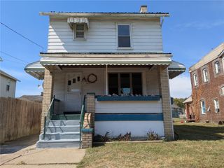 3338 3rd Ave, Koppel, PA 16136