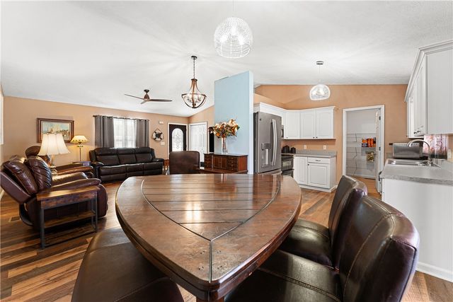 281 Cherokee Drive, Fair Play, SC 29643