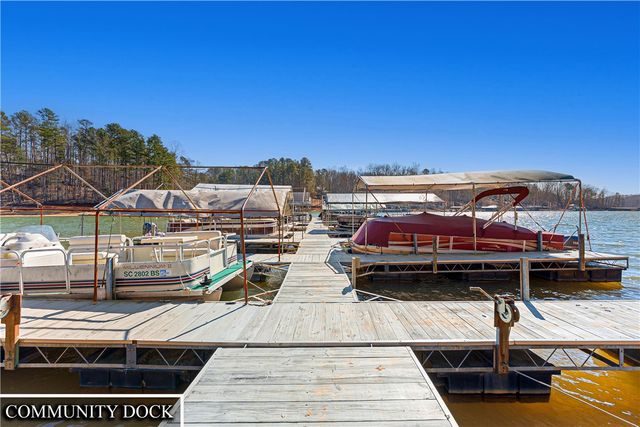 281 Cherokee Drive, Fair Play, SC 29643