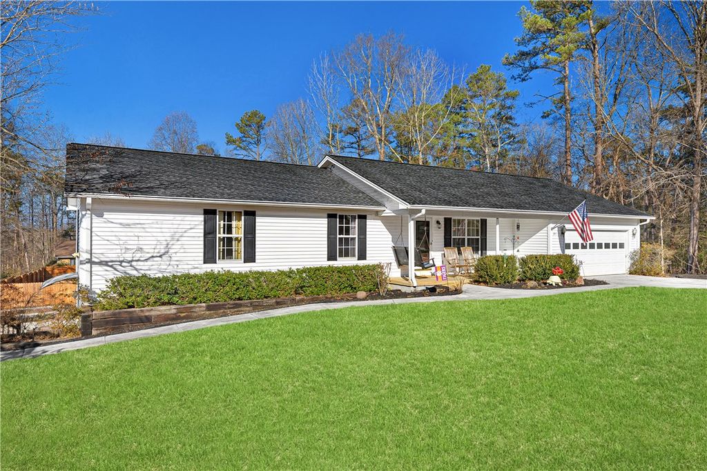 281 Cherokee Drive, Fair Play, SC 29643
