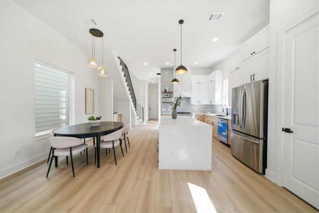 208 B E 31st Street, Houston, TX 77018
