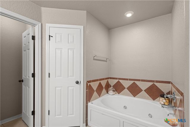 5102 Aspen Drive, Killeen, TX 76542