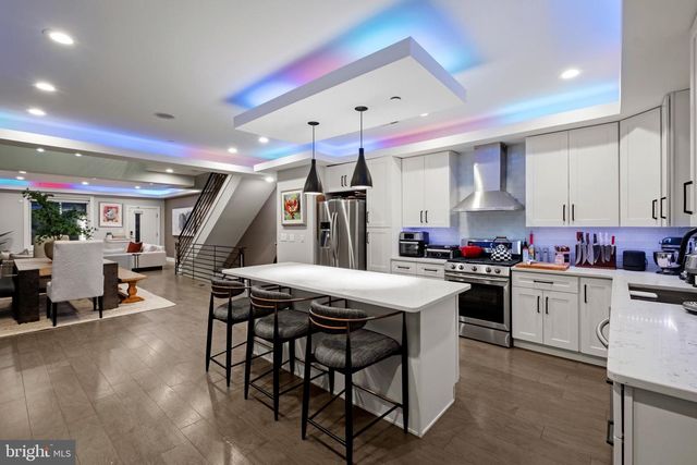 1121 EARL ST, Philadelphia, PA 19125