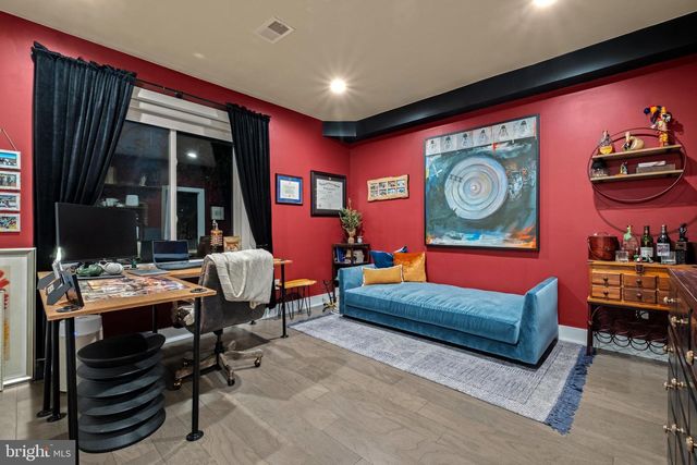 1121 EARL ST, Philadelphia, PA 19125