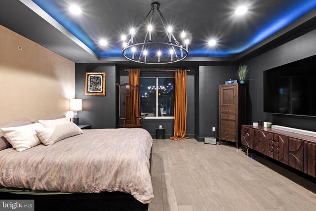 1121 EARL ST, Philadelphia, PA 19125