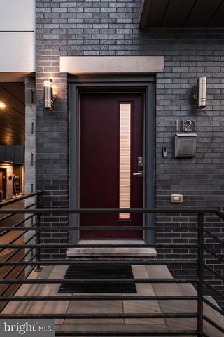 1121 EARL ST, Philadelphia, PA 19125