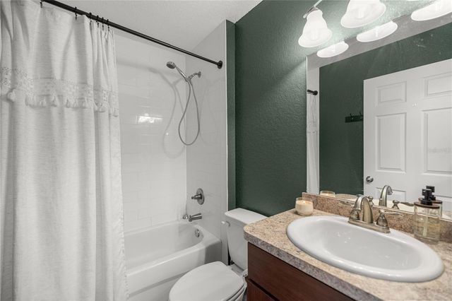 6 LAUREL PASS COURT, Ocala, FL 34480