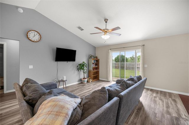 6 LAUREL PASS COURT, Ocala, FL 34480