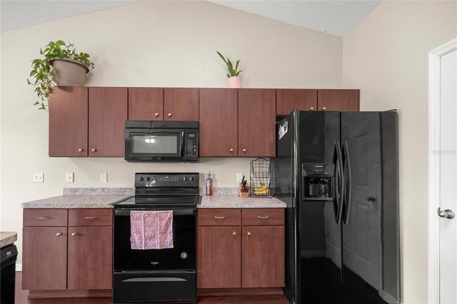 6 LAUREL PASS COURT, Ocala, FL 34480