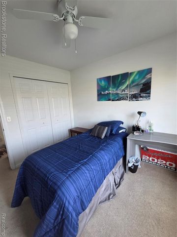 32010 N Oakcrest Drive, Chesterfield, MI 48047