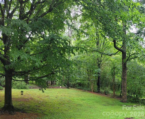 3745 Windhaven Drive NW, Conover, NC 28613