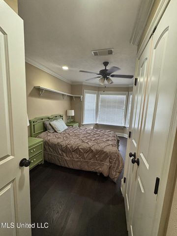 113 Levon Owens Road, Raymond, MS 39154