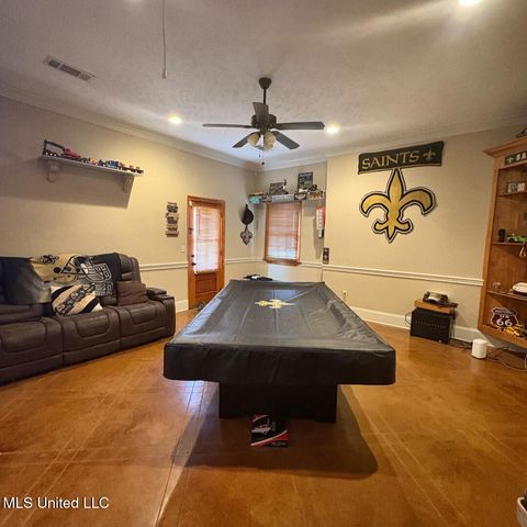 113 Levon Owens Road, Raymond, MS 39154