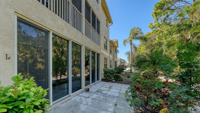 4205 CASTLEBRIDGE LANE 1112, Sarasota, FL 34238