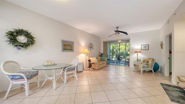 4205 CASTLEBRIDGE LANE 1112, Sarasota, FL 34238