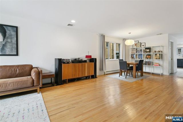 245 Knox Avenue, Cliffside Park, NJ 07010