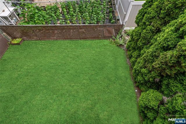 245 Knox Avenue, Cliffside Park, NJ 07010