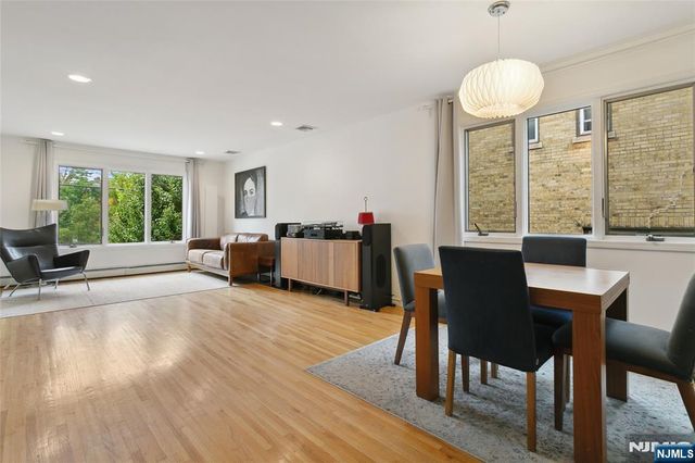 245 Knox Avenue, Cliffside Park, NJ 07010