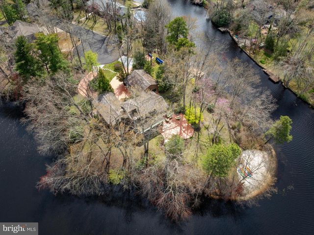 7 ELM COURT, Medford, NJ 08055
