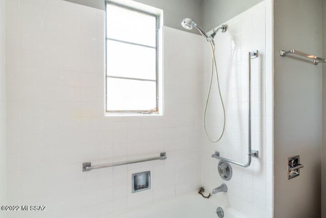 469 S Paseo Lobo Unit A, Green Valley, AZ 85614